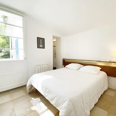 Michita Proche By E&a Villa *